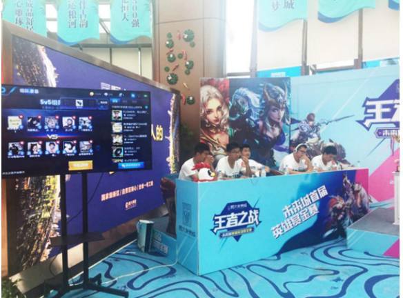 NAVI vs Astralis 和 BIG vs G2： BLAST Bounty 2025 第二轮的紧张对局： 资格赛