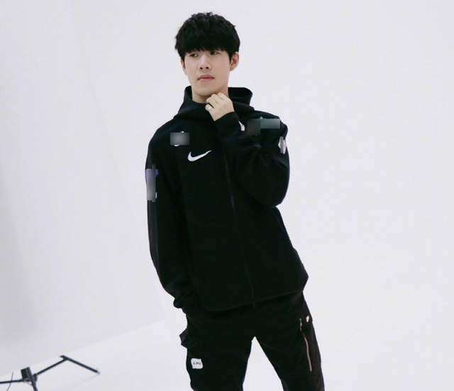 电竞比分数据统计：2025年指挥数据倒数排行榜，cadiaN位列倒一